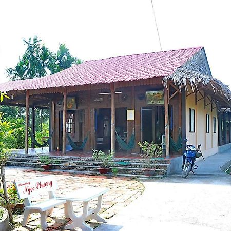 Ngoc Phuong Homestay Vĩnh Long Eksteriør billede