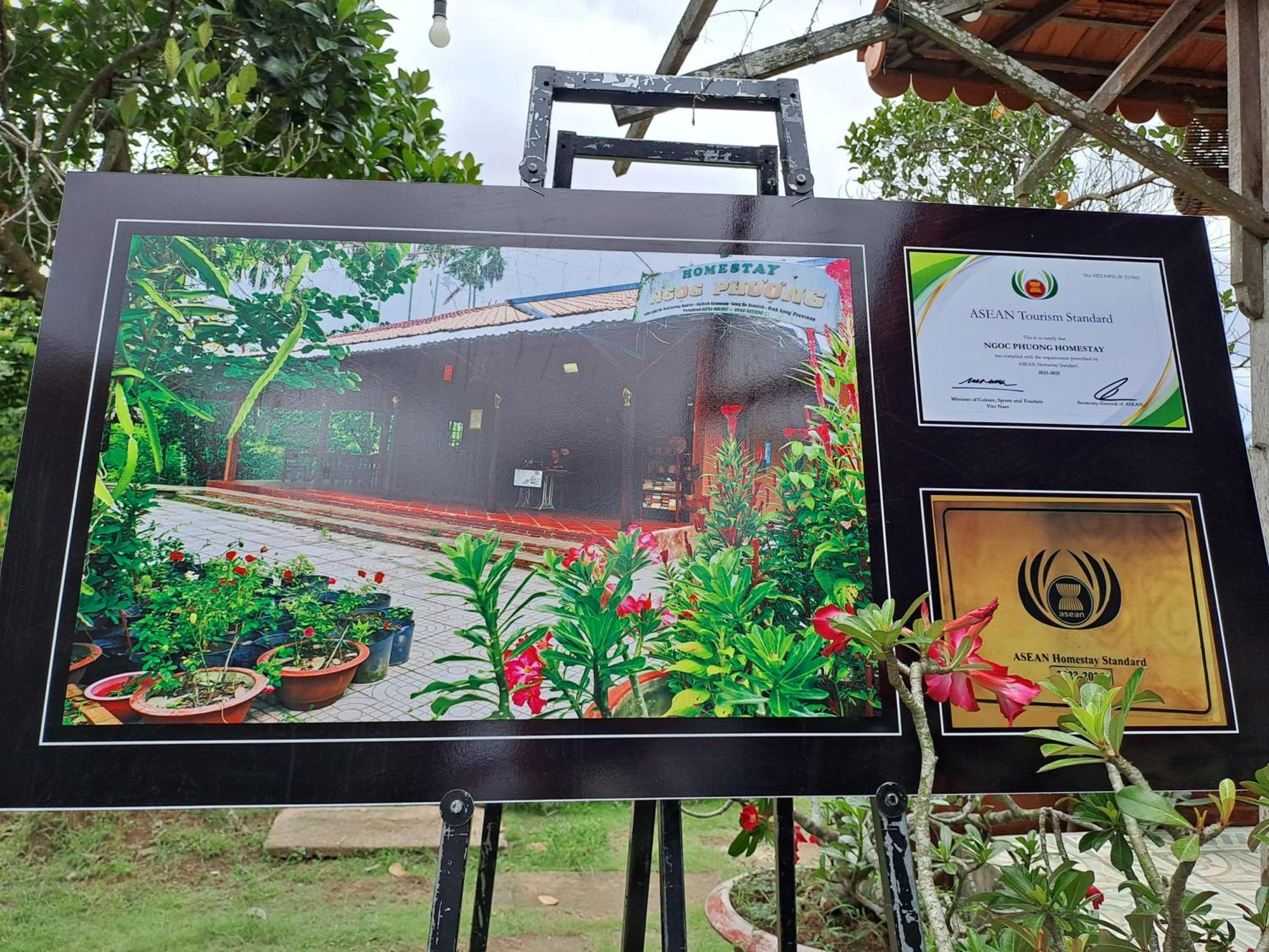 Ngoc Phuong Homestay Vĩnh Long Eksteriør billede