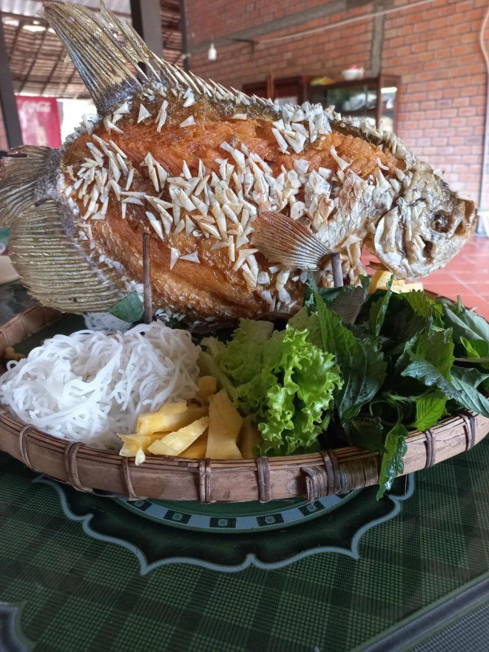 Ngoc Phuong Homestay Vĩnh Long Eksteriør billede