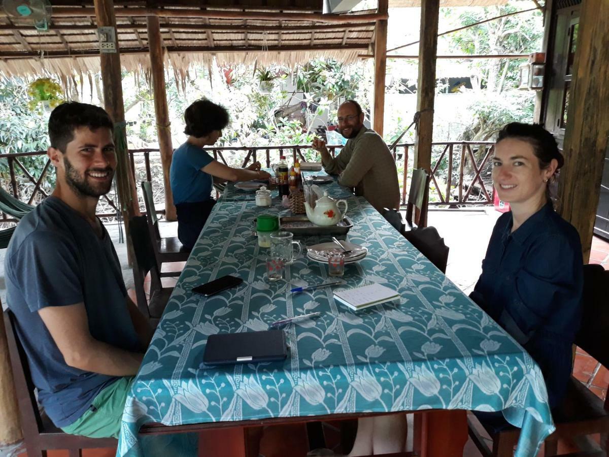 Ngoc Phuong Homestay Vĩnh Long Eksteriør billede